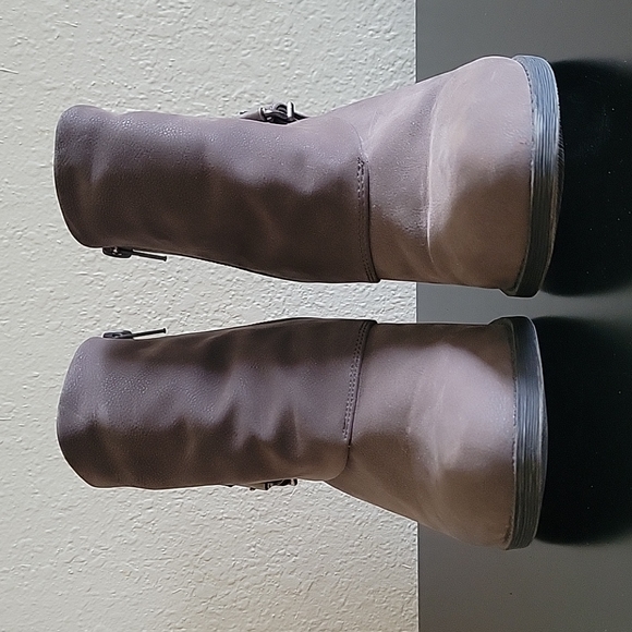 Brand New Blowfish Booties - Picture 2 of 5